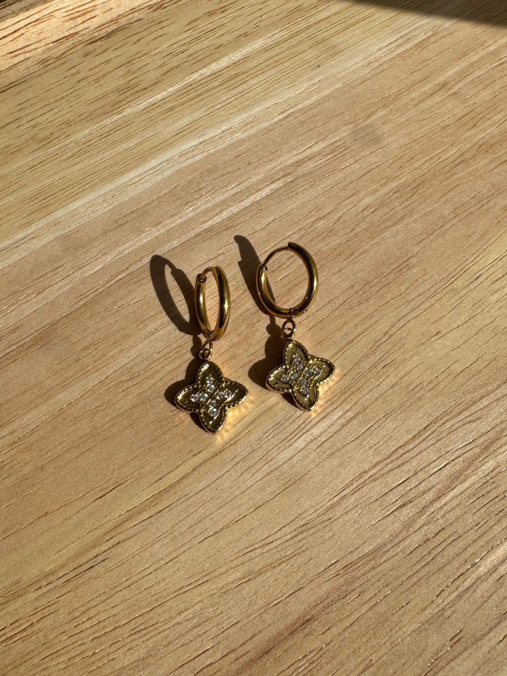 Boucles d’oreilles TRÈFLE - DORÉ